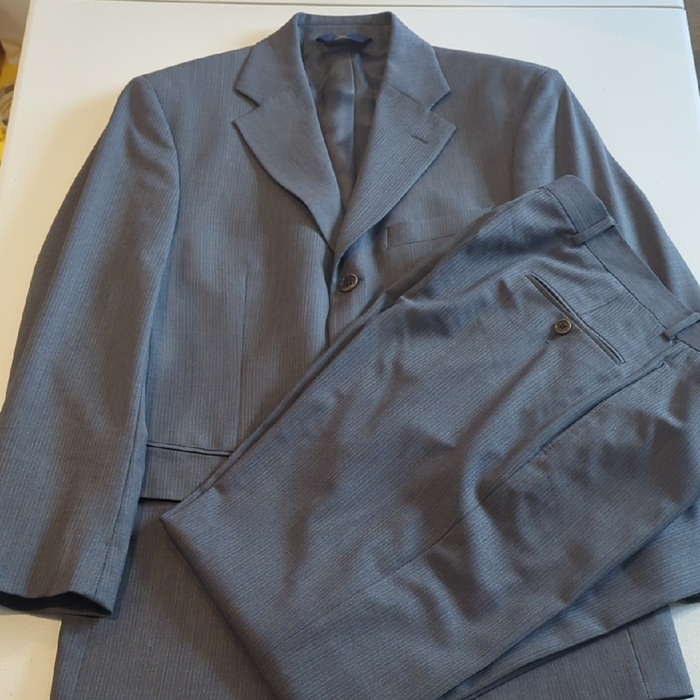 Brooks Brothers 346 Wool Stretch Suit (Matching Set with Jacket & Pants)